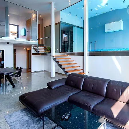 Apartman Mlynska 8 Z Prywatnym Basenem Bielsko-Biała