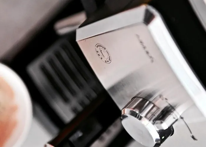 Mlynska 8 Z Prywatnym Basenem 아파트 *